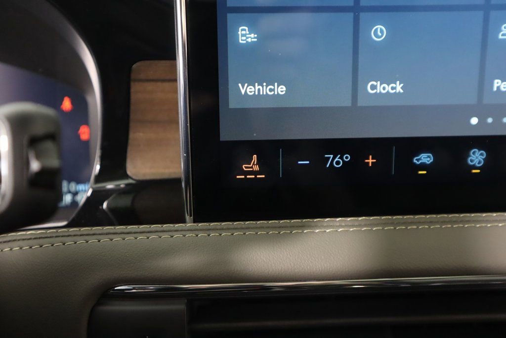 New 2025 Lincoln Corsair Grand Touring AWD/4WD image 7