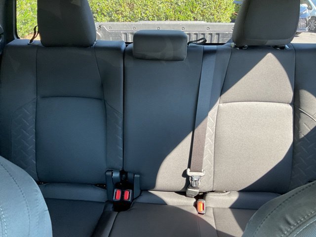 Used 2025 Toyota Tacoma SR5 AWD/4WD image 32
