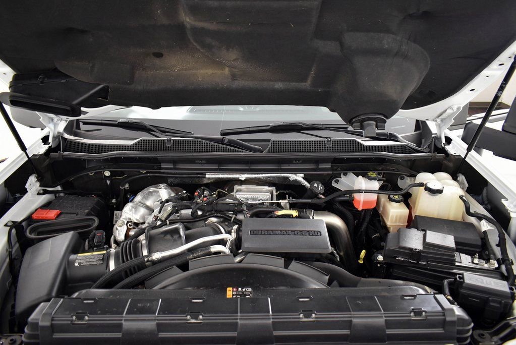 Used 2023 Chevrolet Silverado 2500 LTZ w/ LTZ Plus Package image 43