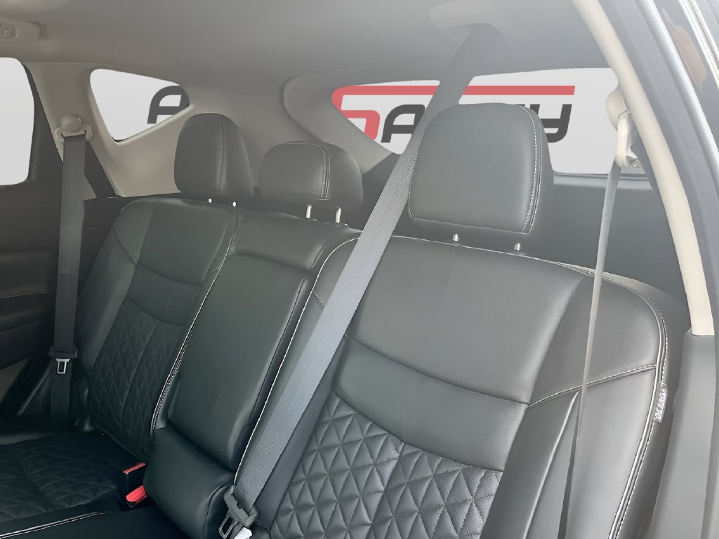 Used 2020 Nissan Murano Platinum w/ Cargo Package FWD image 26