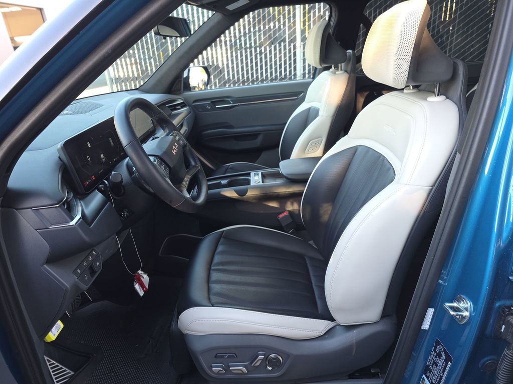 Certified 2024 Kia EV9 GT-Line image 6