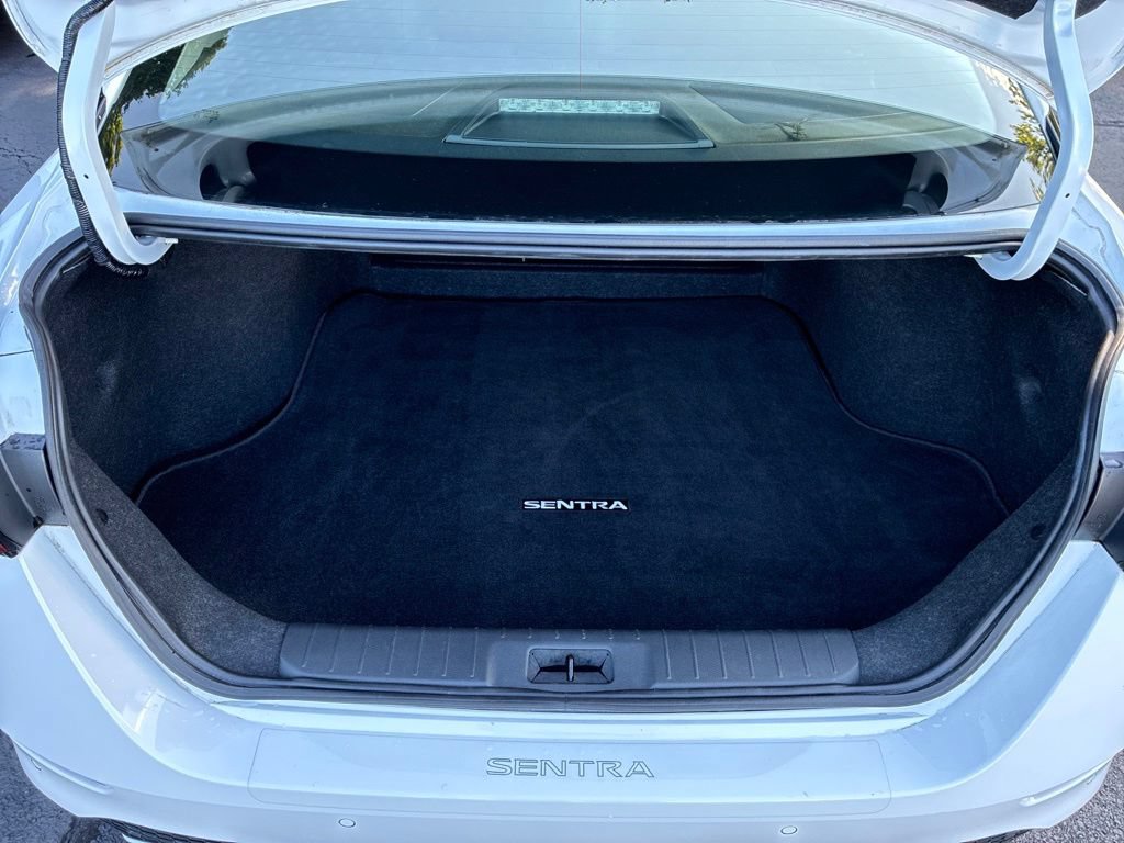 Certified 2023 Nissan Sentra SV FWD image 24