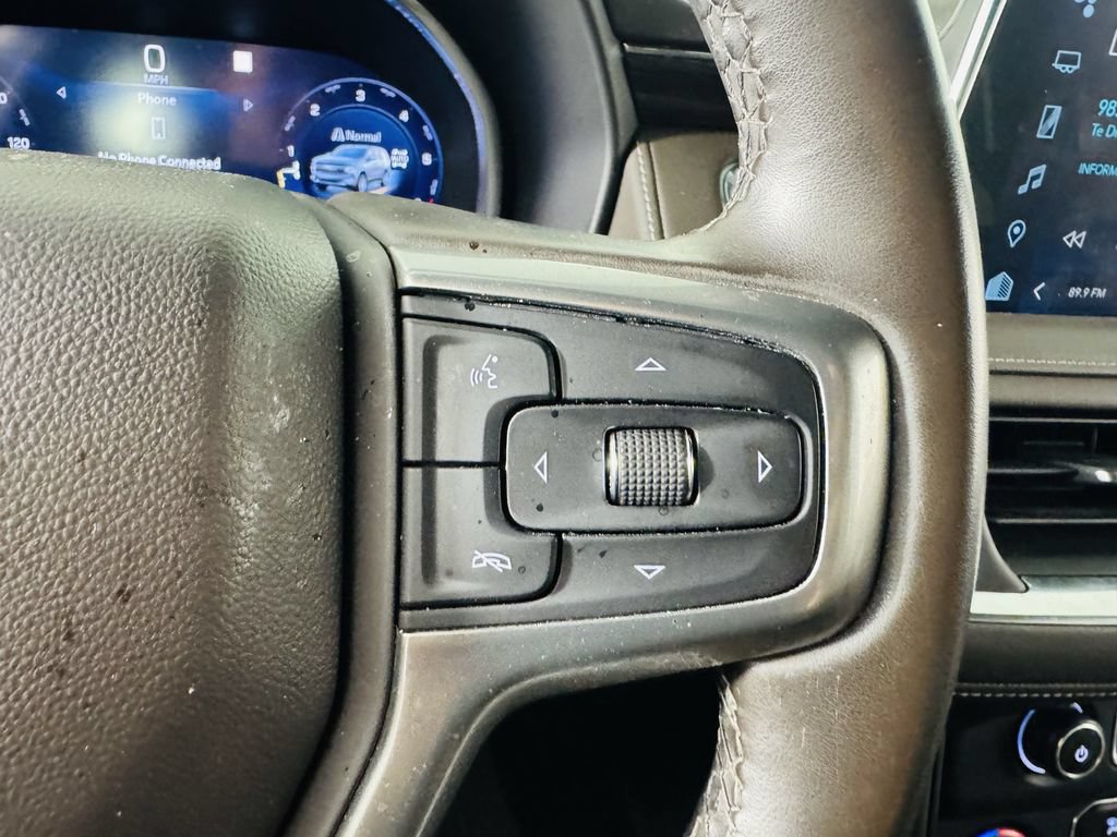 Used 2023 Chevrolet Tahoe LT AWD/4WD image 13
