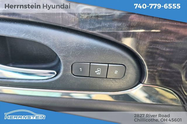 Used 2017 Buick Enclave Premium AWD/4WD image 18