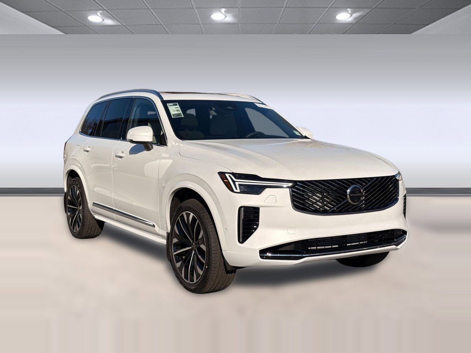 New 2026 Volvo XC90 T8 Plus w/ Protection Package AWD/4WD image 7