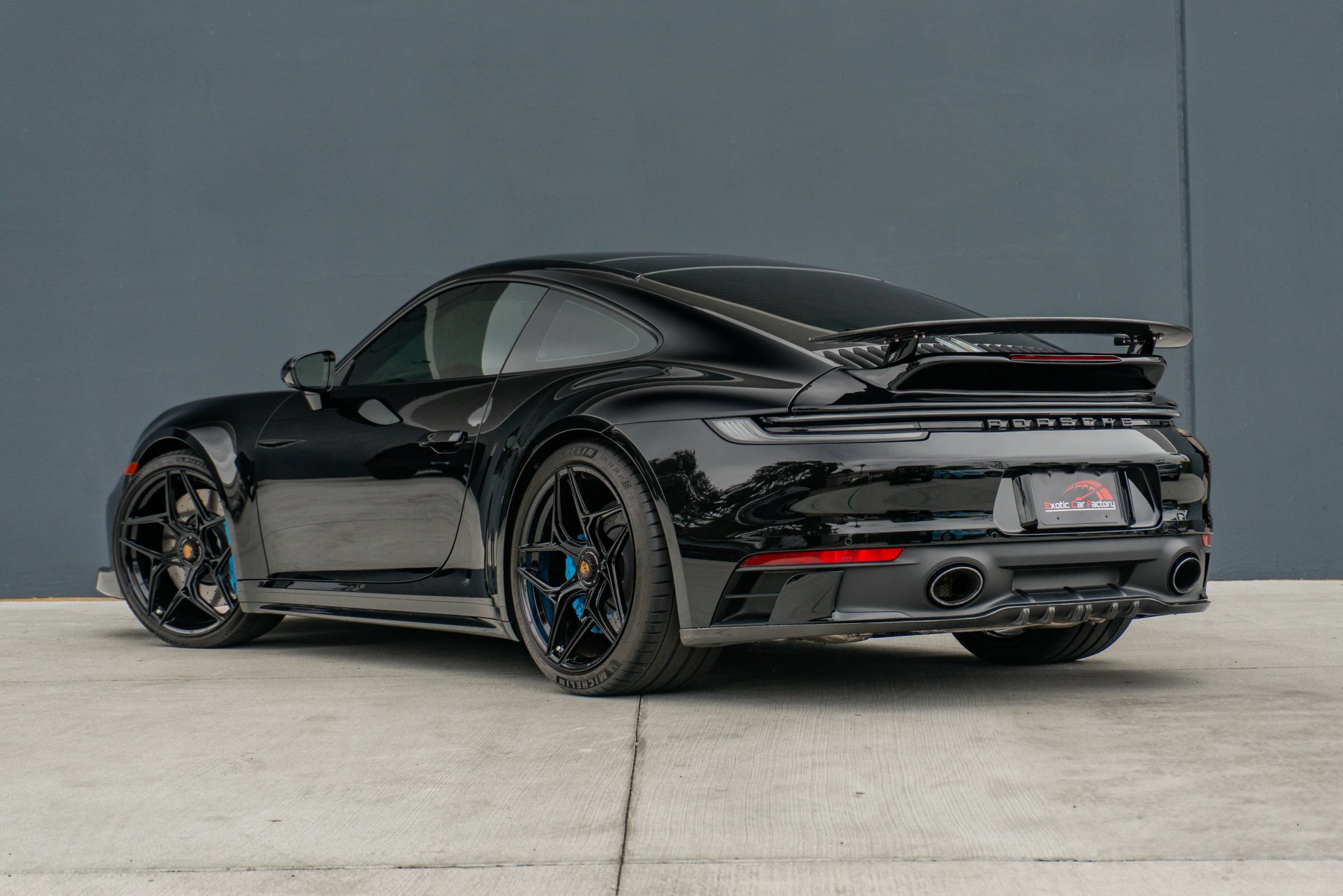 Used 2022 Porsche 911 Carrera 4 GTS w/ Premium Package AWD/4WD image 9