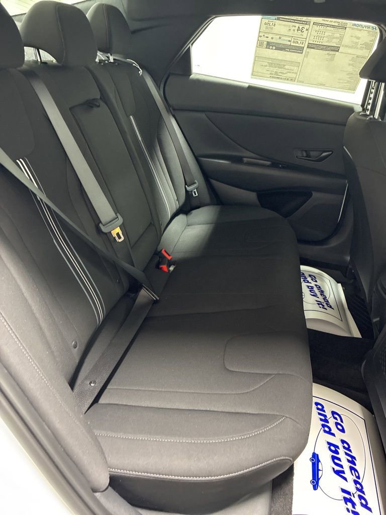 New 2026 Hyundai Elantra SEL Sport image 25