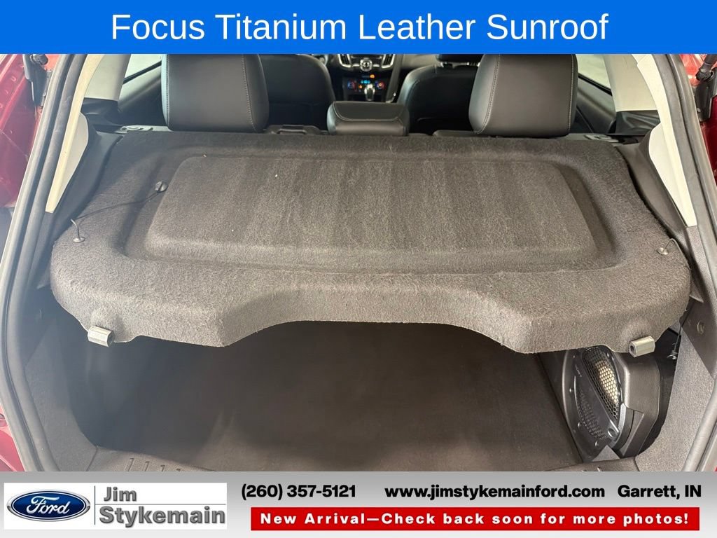 Used 2017 Ford Focus Titanium w/ Titanium Technology Package FWD image 34