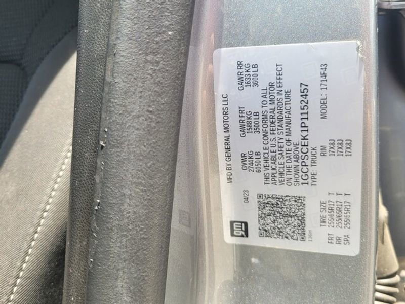 Used 2023 Chevrolet Colorado LT w/ LT Convenience Package II image 17