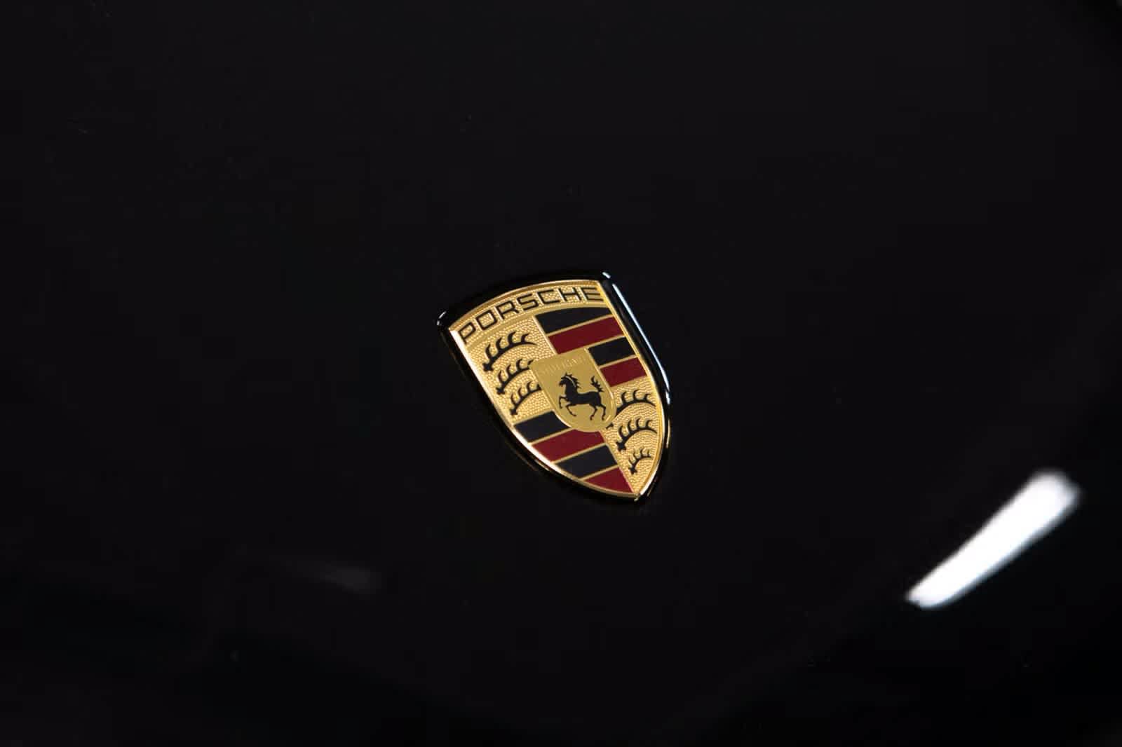 Certified 2026 Porsche Macan AWD/4WD image 17