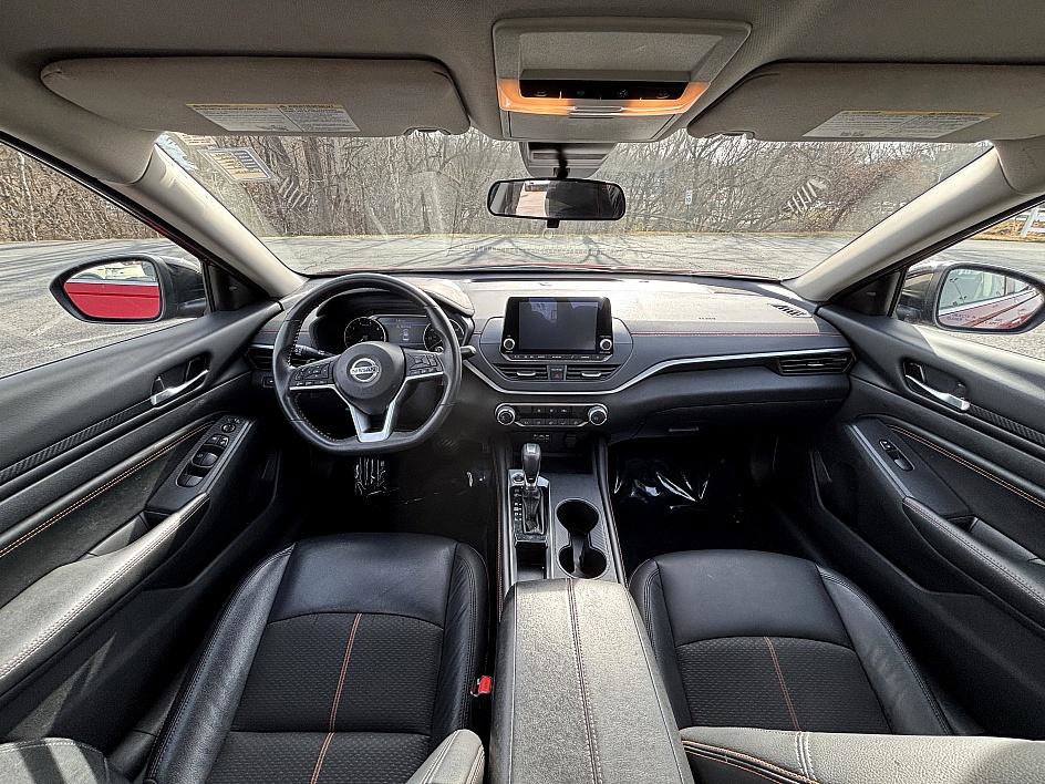 Certified 2022 Nissan Altima 2.5 SR image 18