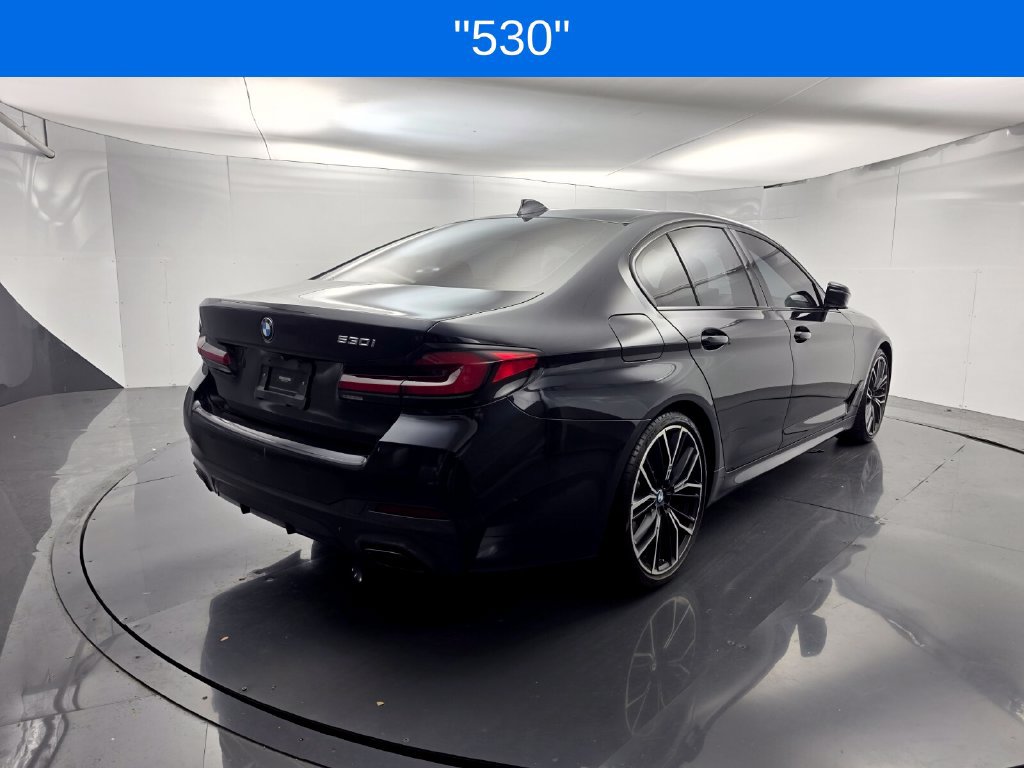 Used 2021 BMW 530i w/ M Sport Package RWD image 4
