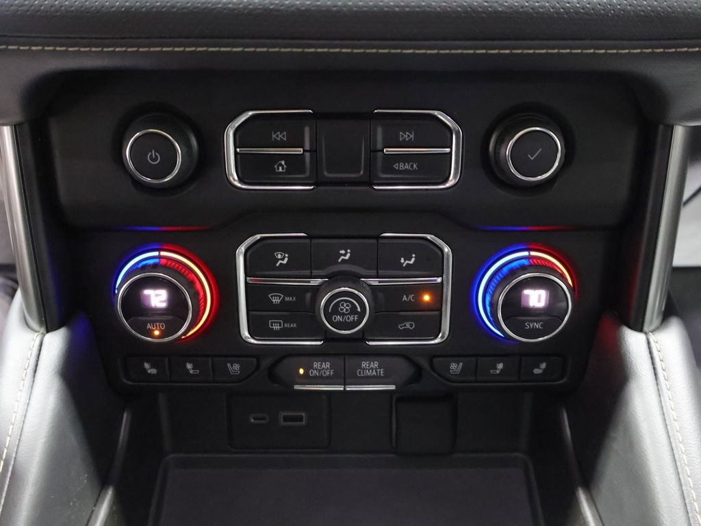 Used 2021 Chevrolet Tahoe Premier w/ Premium Package image 37