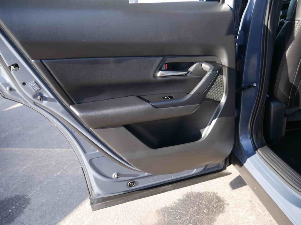 Used 2024 MAZDA CX-50 AWD 2.5 S w/ Cargo Package image 16