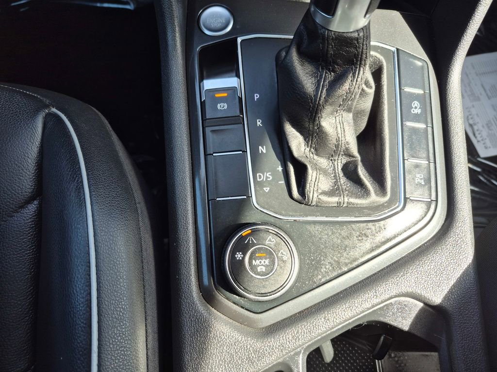 Used 2019 Volkswagen Tiguan SEL Premium w/ 3rd Row Seat Package image 23