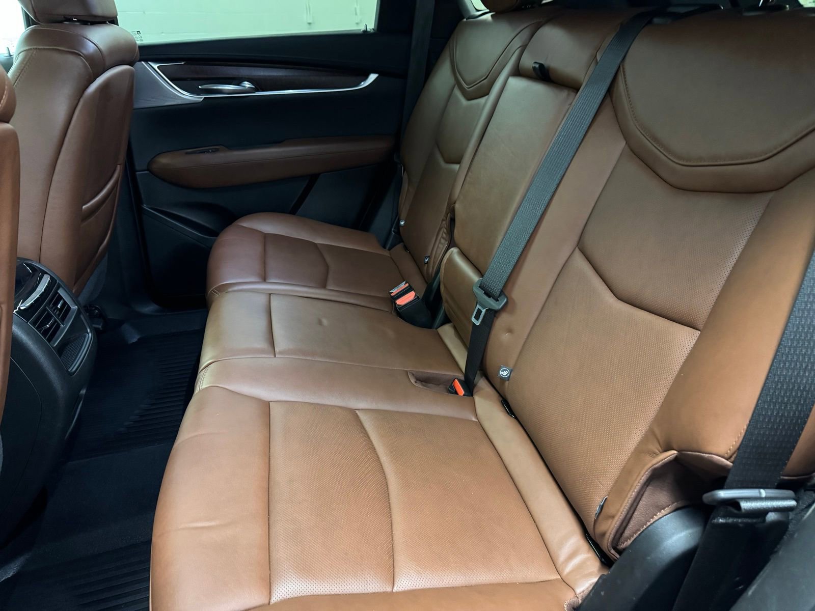 Used 2022 Cadillac XT5 Premium Luxury w/ Technology Package image 10