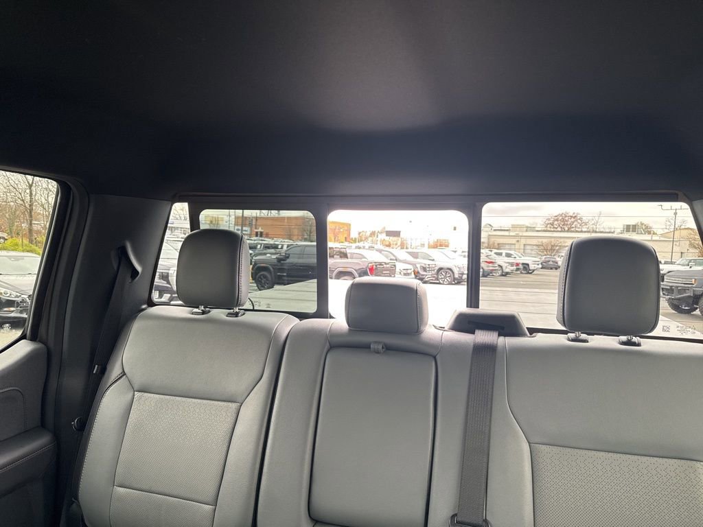 Used 2022 Ford F150 Lightning Lariat image 45