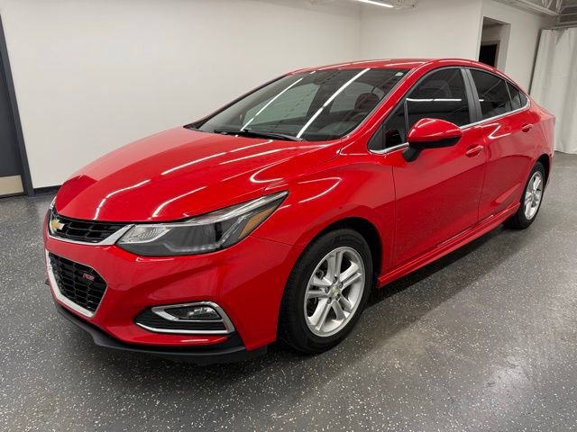 Used 2018 Chevrolet Cruze LT w/ Convenience Package image 5