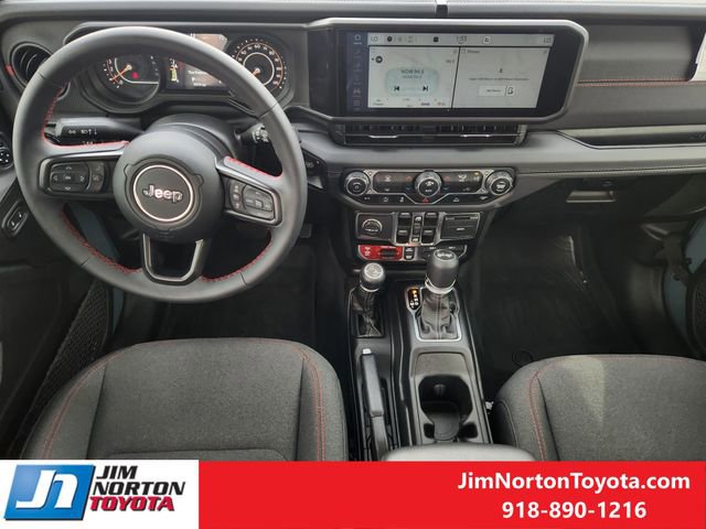 Used 2024 Jeep Wrangler Rubicon image 26