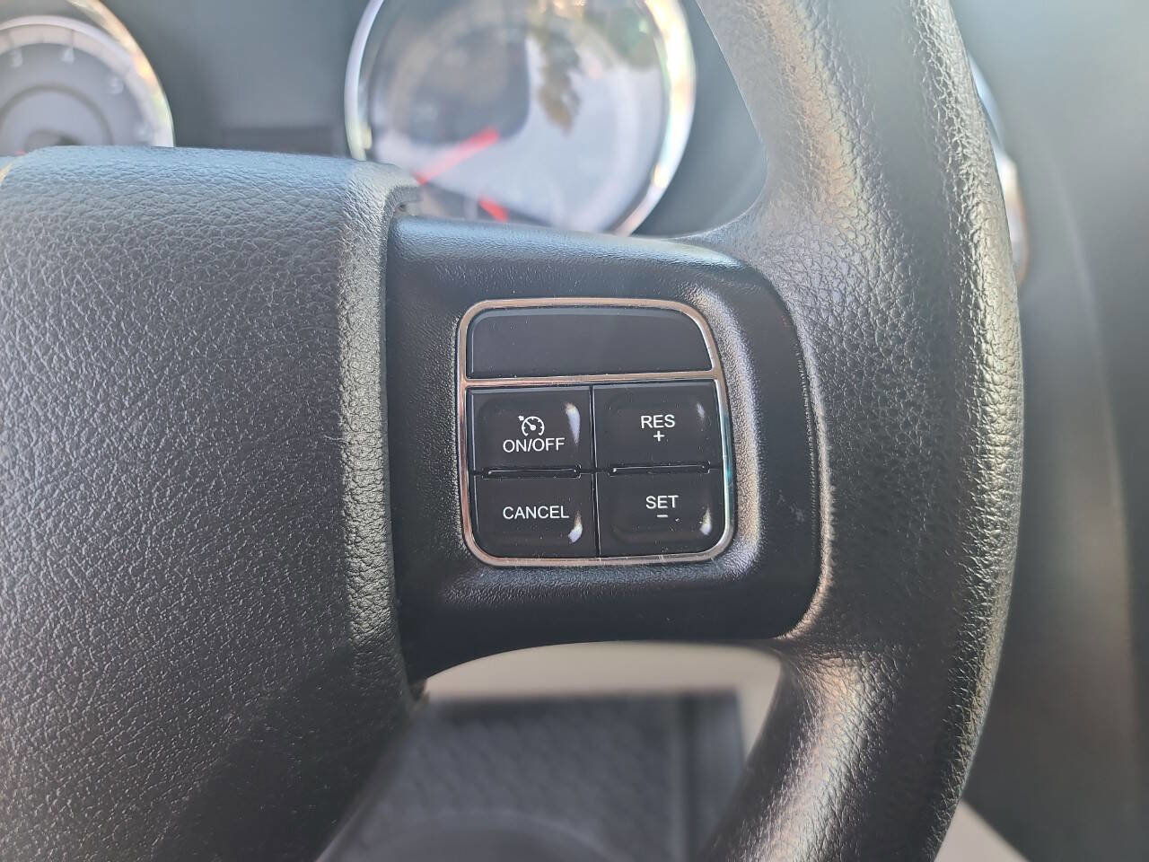 Used 2013 RAM C/V Tradesman image 18