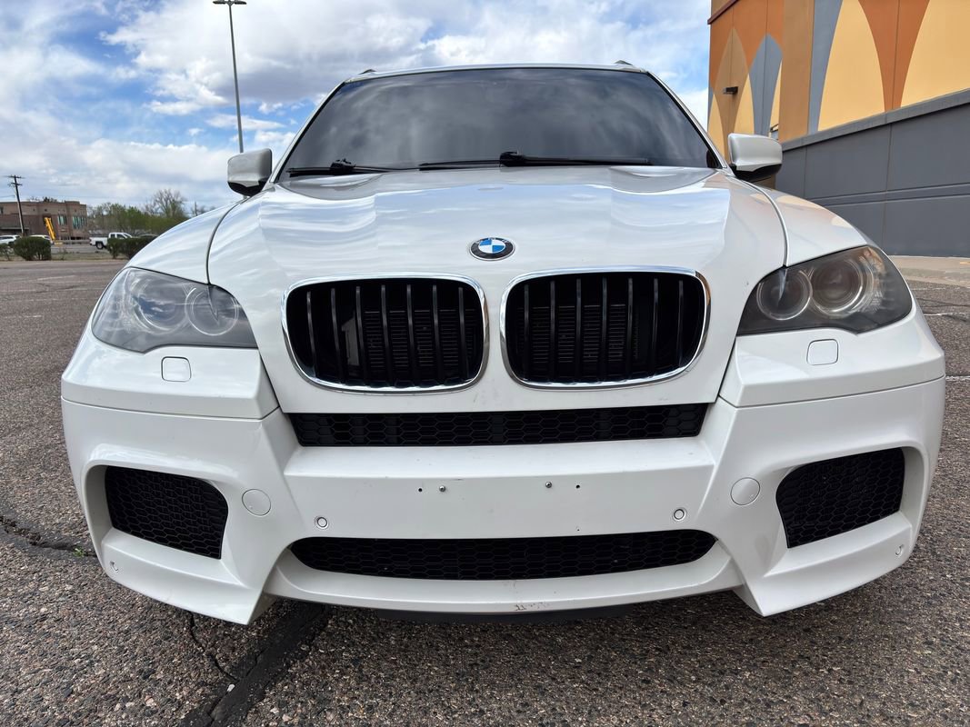 Used 2010 BMW X5 M image 2