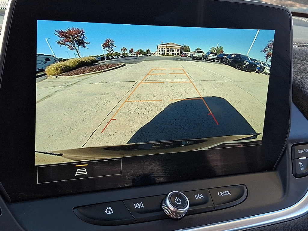 Used 2025 Chevrolet Blazer LT FWD image 17