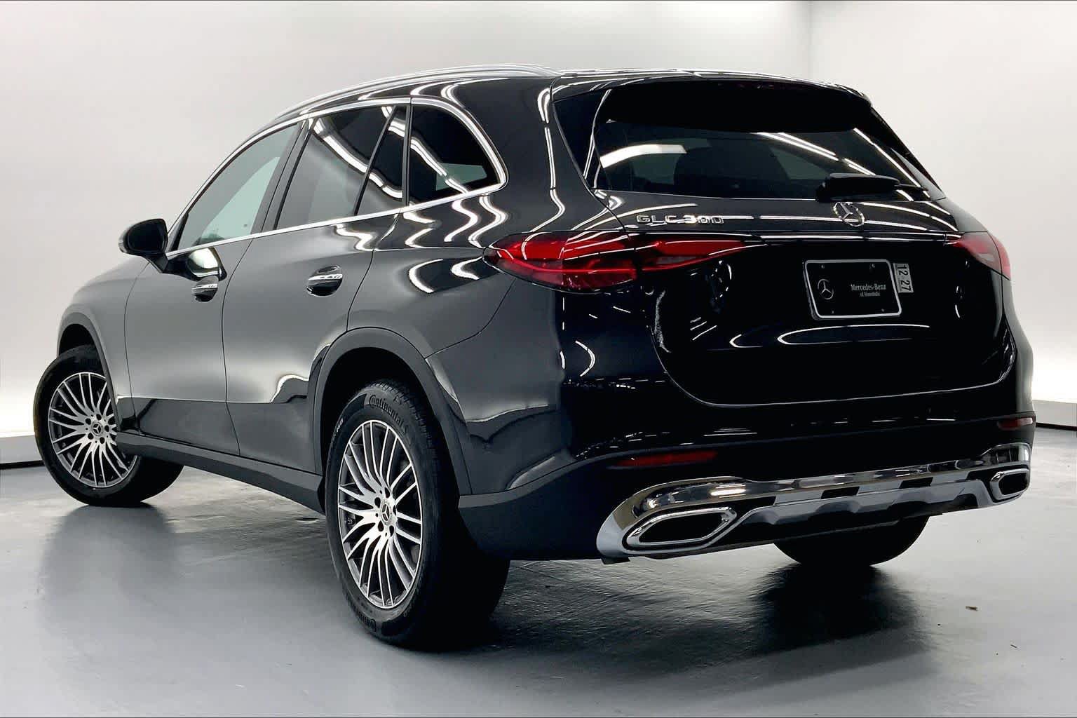 Used 2026 Mercedes-Benz GLC 300 image 2