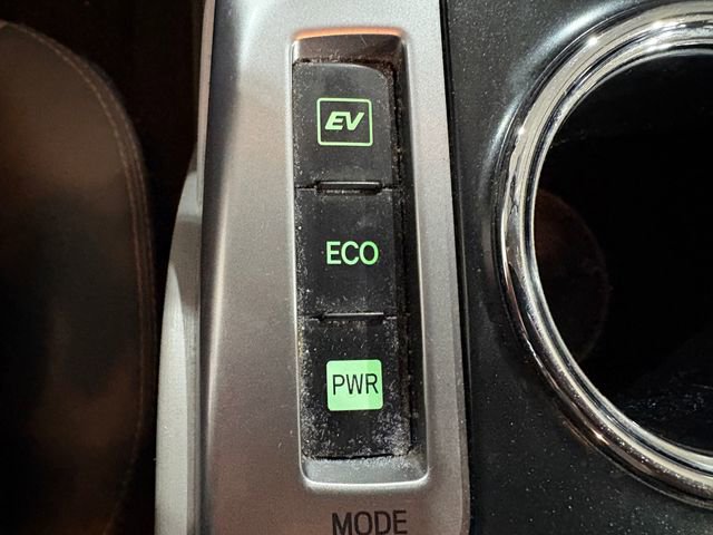 Used 2015 Toyota Prius V Four image 14