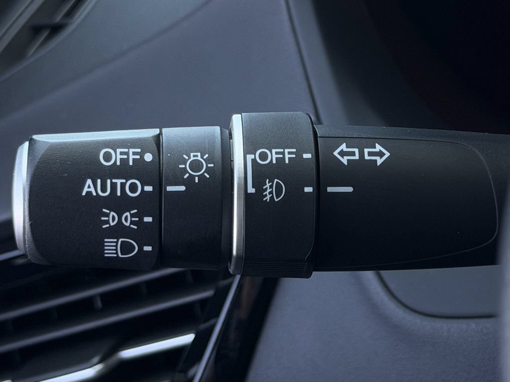Used 2021 Acura RDX A-Specw/ Technology Package AWD/4WD image 25