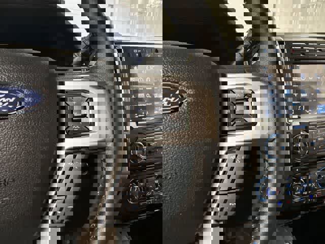 Used 2018 Ford F250 Lariat w/ Lariat Ultimate Package image 9