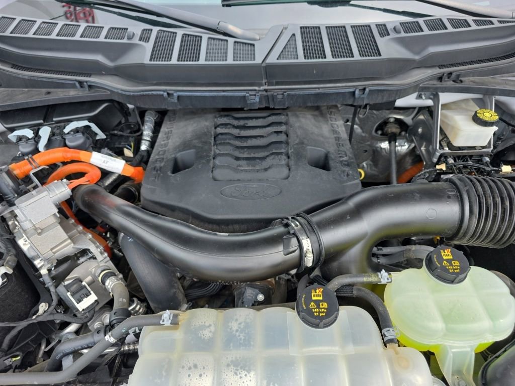 Used 2023 Ford F150 Lariat w/ Trailer Tow Package image 37