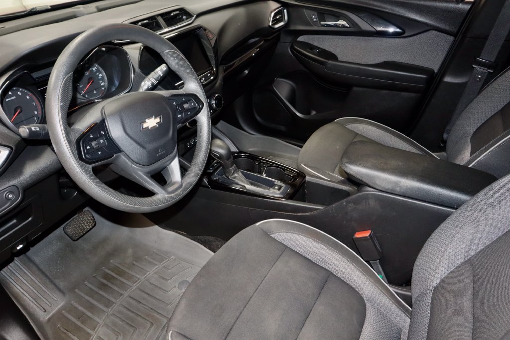 Used 2023 Chevrolet TrailBlazer LT w/ Convenience Package AWD/4WD image 22