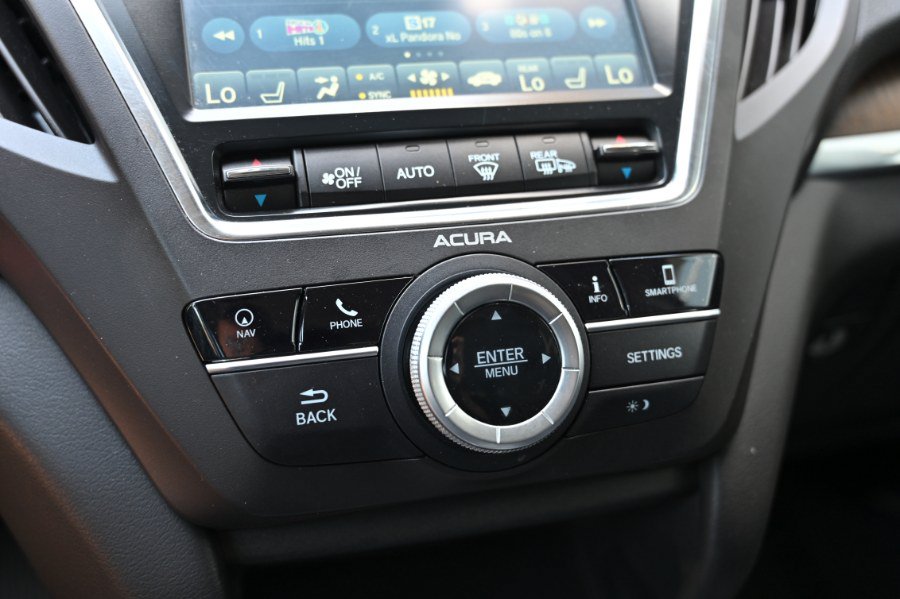 Used 2020 Acura MDX w/ Technology Package AWD/4WD image 33
