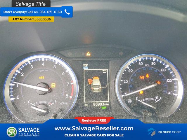 Used 2019 Toyota Highlander XLE AWD/4WD image 12