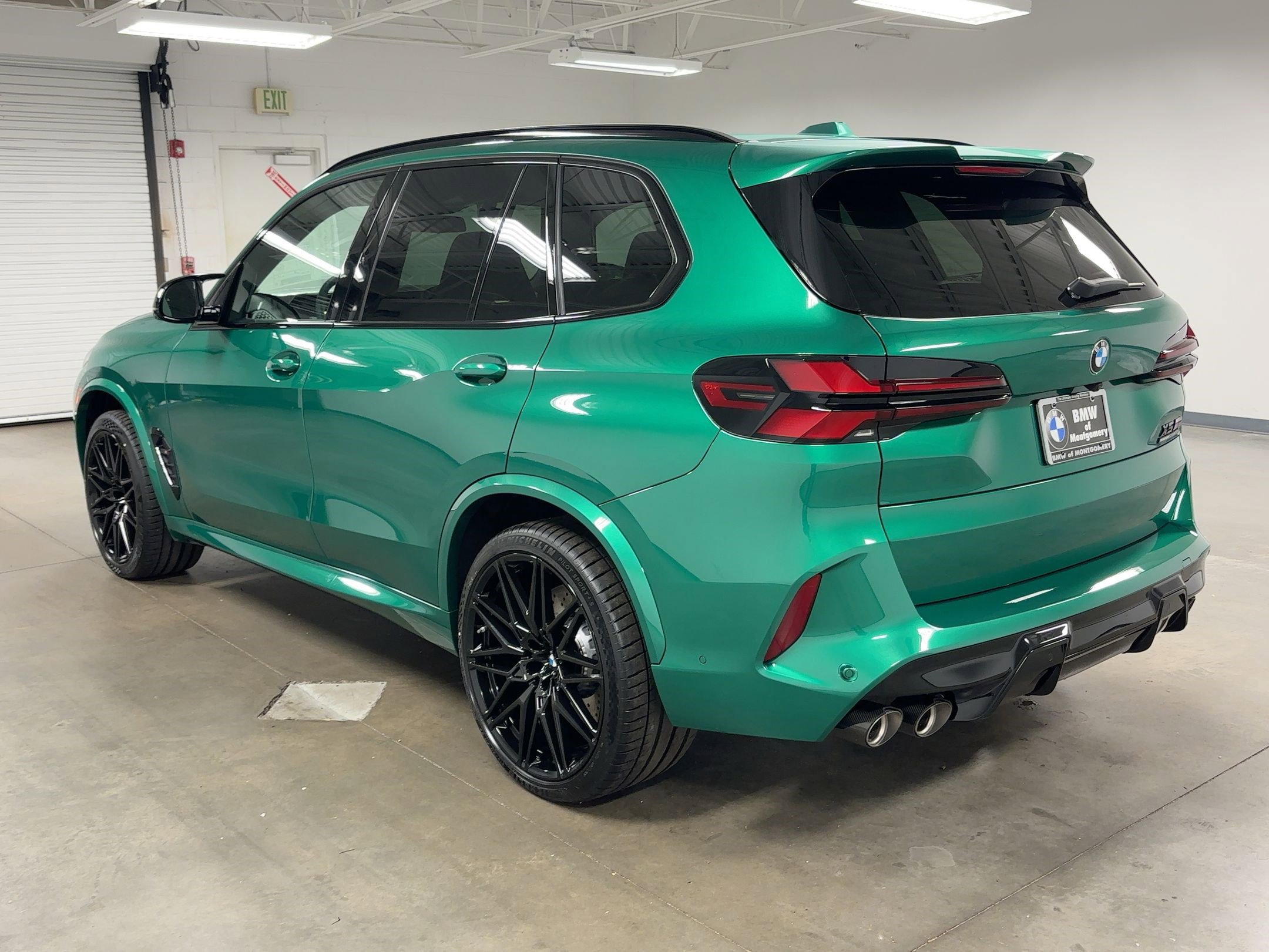 New 2026 BMW X5 M Competition w/ Executive Package image 3
