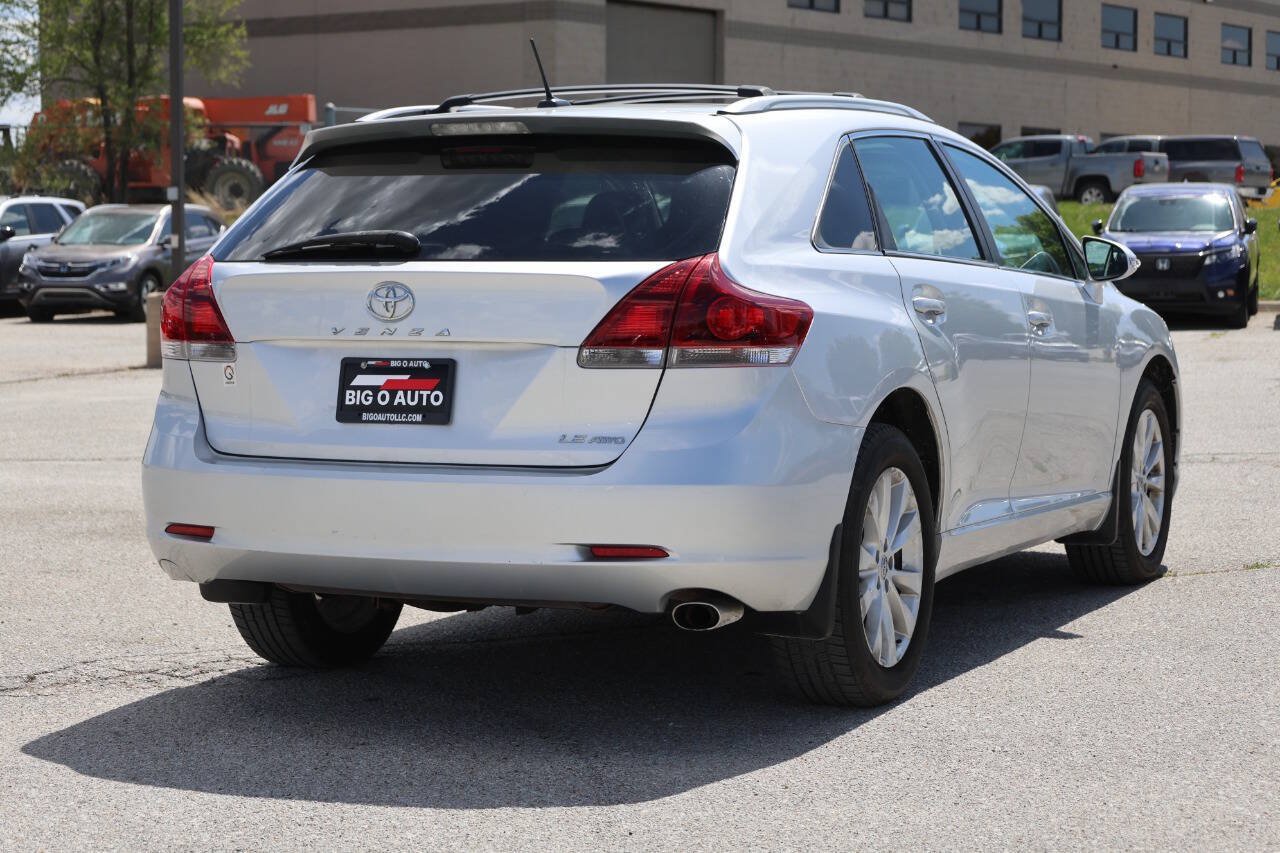 Used 2013 Toyota Venza LE AWD/4WD image 9