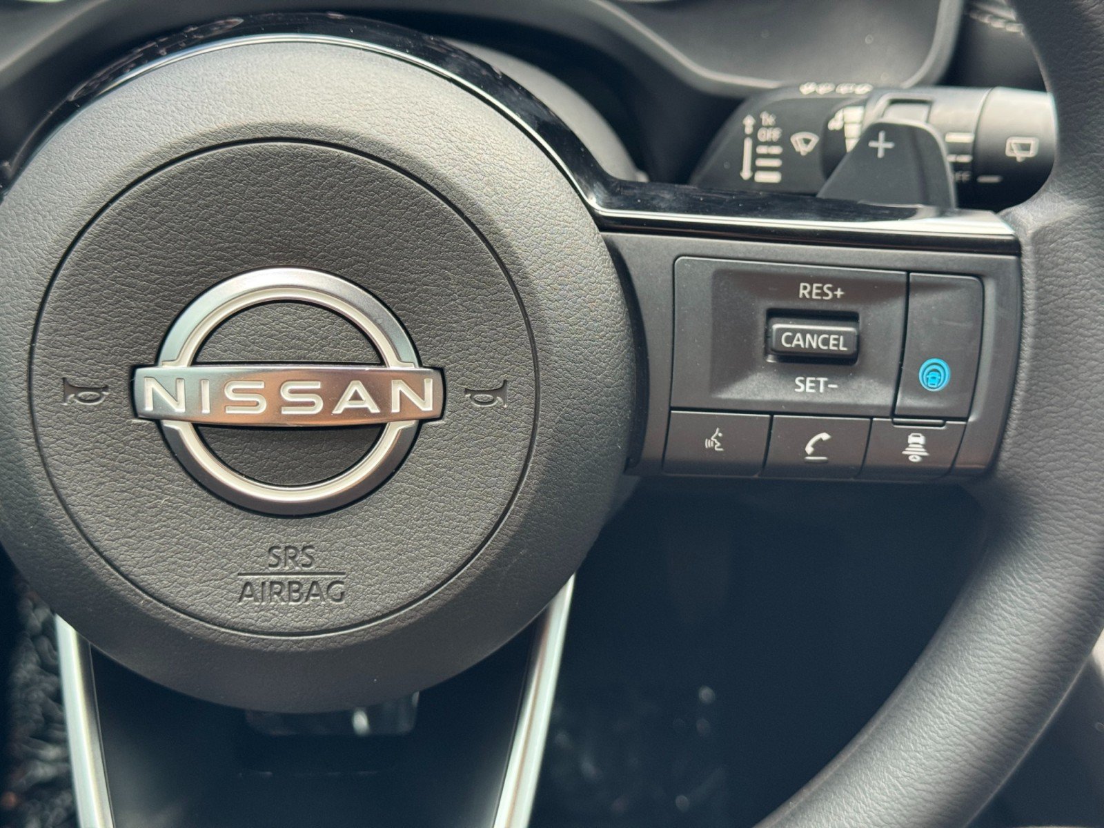 Used 2022 Nissan Rogue SV FWD image 20