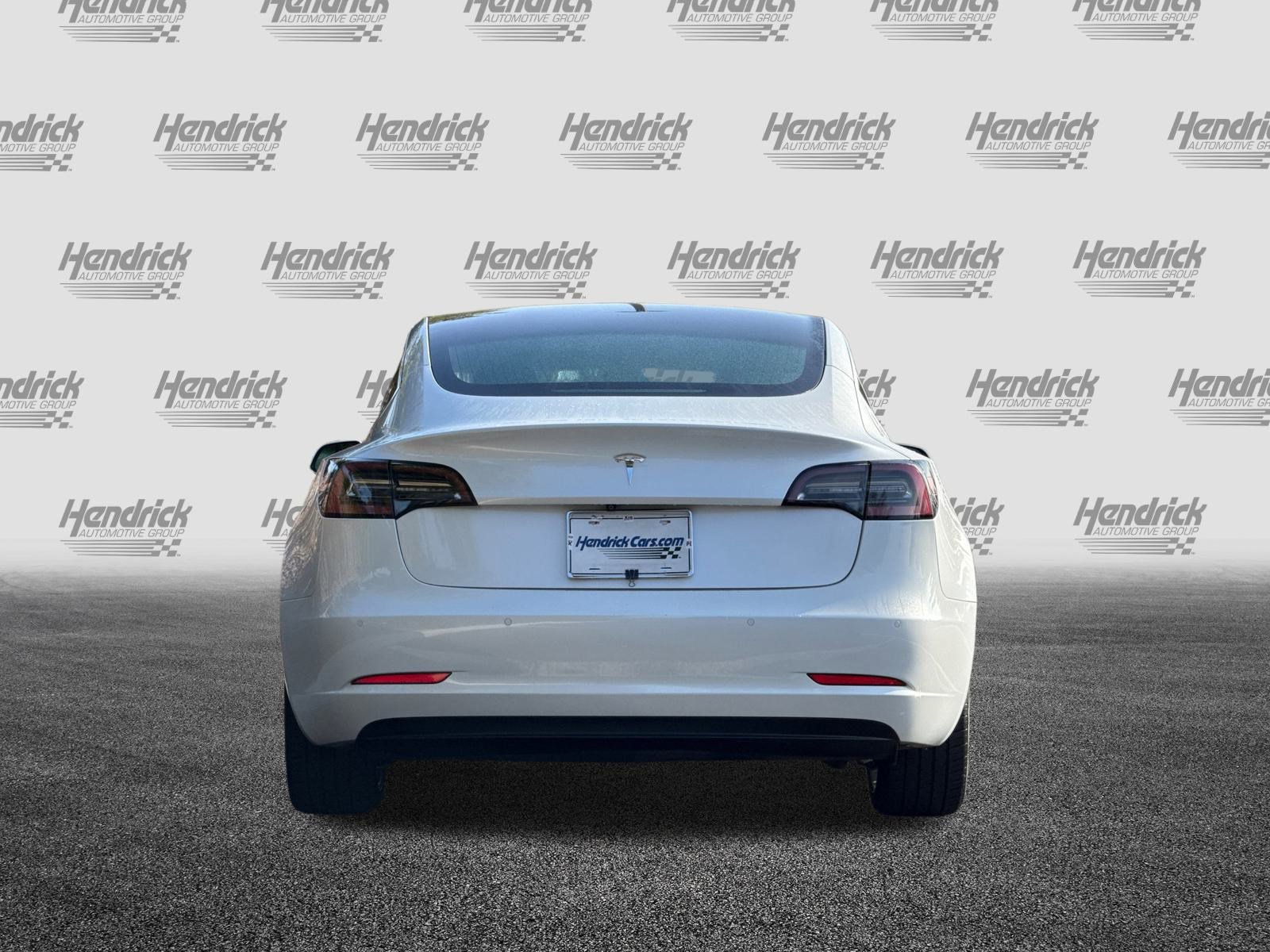 Used 2019 Tesla Model 3 Standard Range image 6