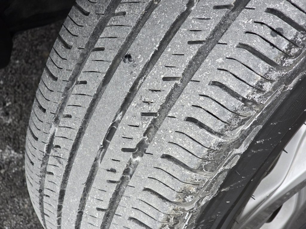 Used 2024 Toyota RAV4 XLE image 31