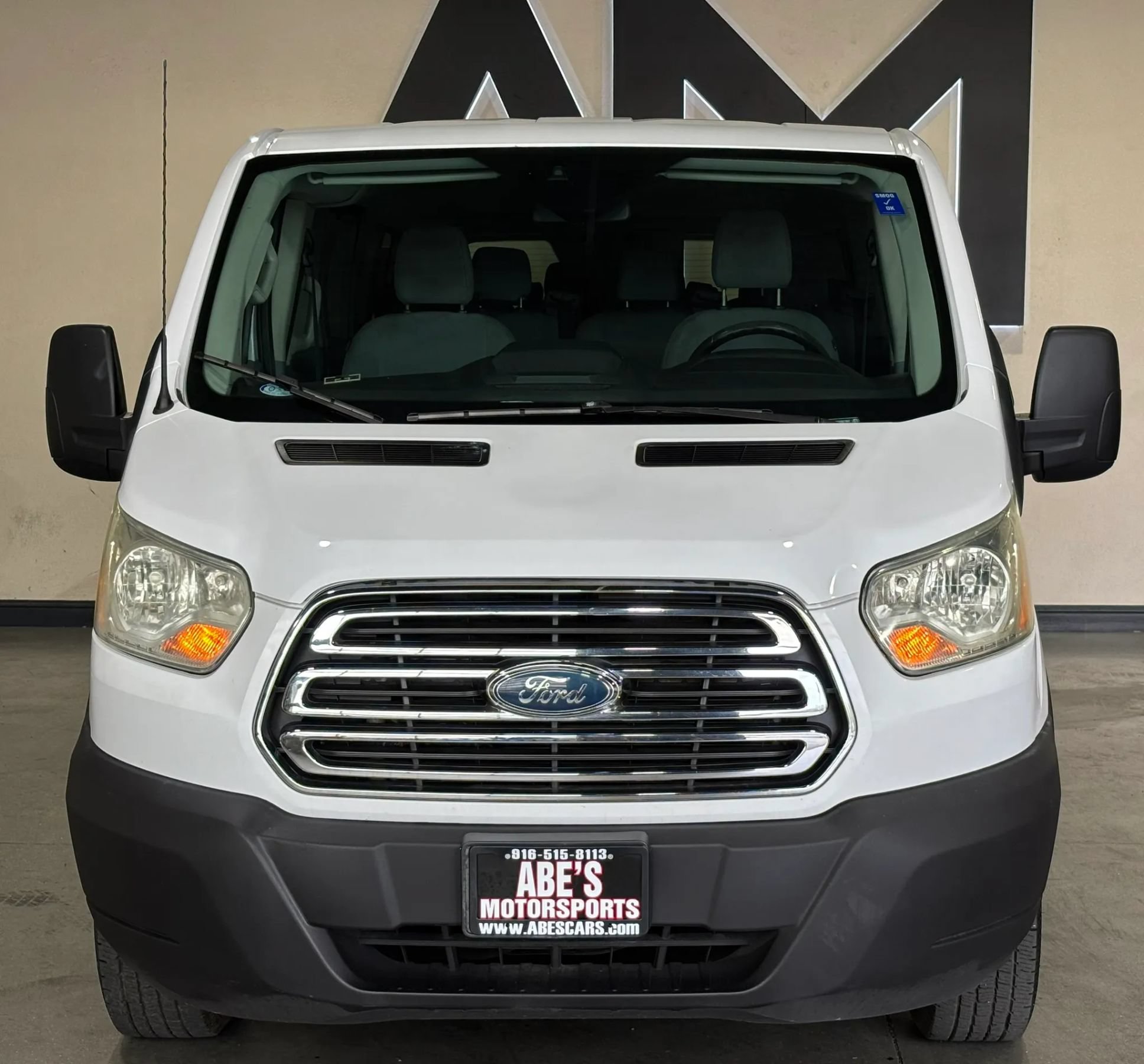 Used 2015 Ford Transit 350 XLT RWD image 3