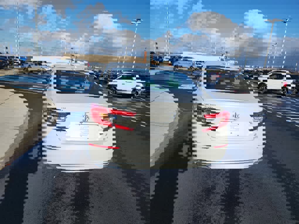 Used 2018 Honda Accord EX-L image 3