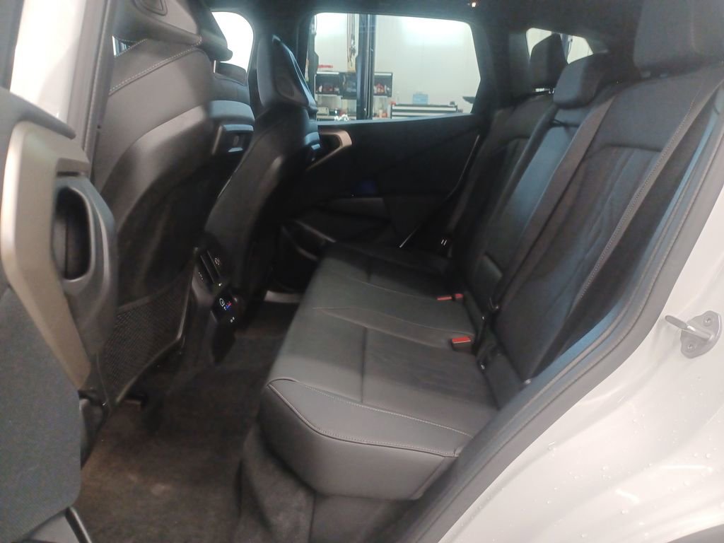 Certified 2025 BMW X3 xDrive30i w/ Convenience Package image 21