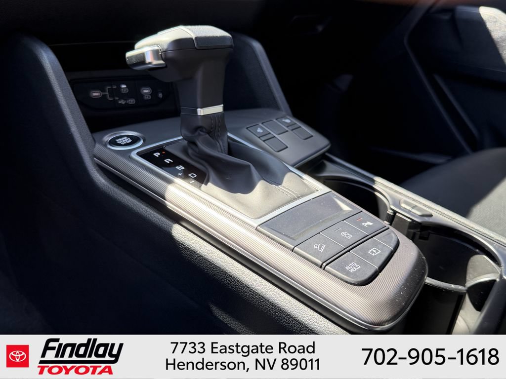 Used 2026 Kia Sportage EX w/ EX Panorama Roof Package FWD image 30
