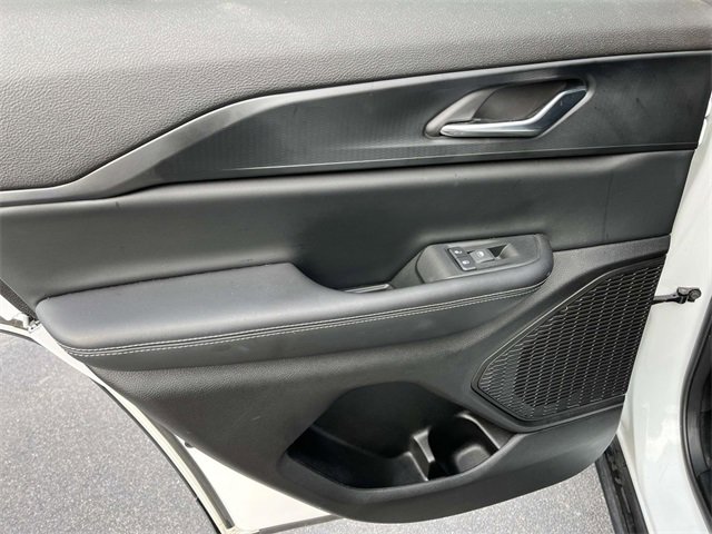 Used 2024 Jeep Grand Cherokee Altitude image 16