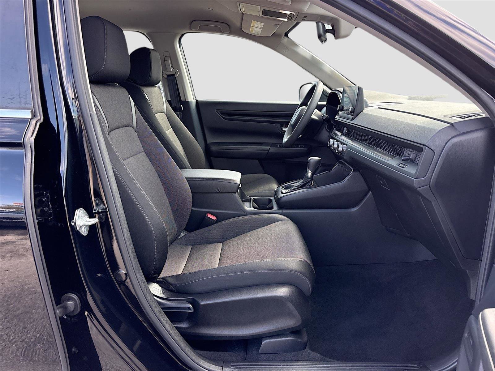 Used 2023 Honda CR-V LX image 31