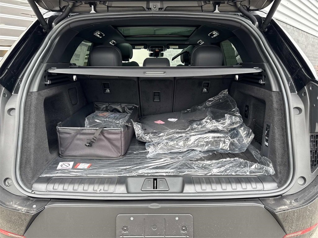 New 2026 Land Rover Range Rover Sport SE image 6