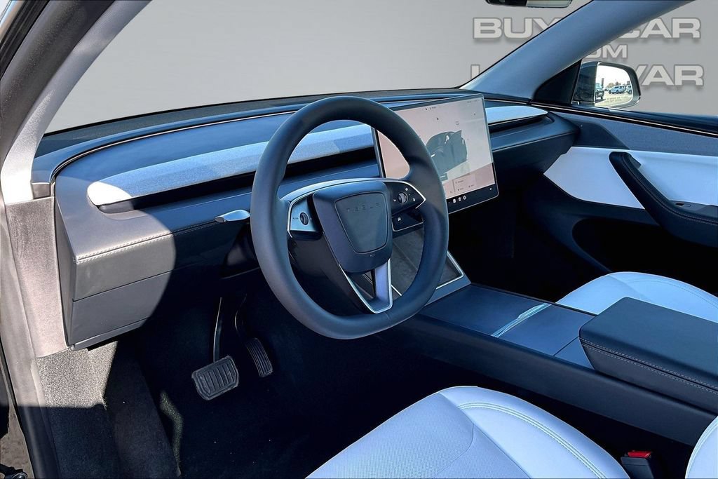 Used 2026 Tesla Model Y Long Range AWD/4WD image 14