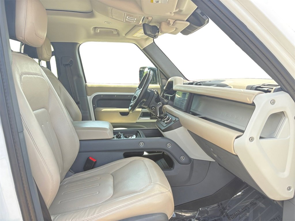 Used 2020 Land Rover Defender 110 HSE image 15