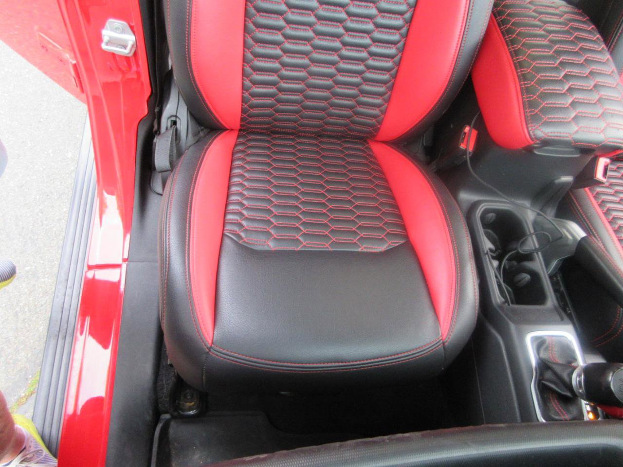 Used 2021 Jeep Wrangler Unlimited Rubicon w/ Dual Top Group image 23