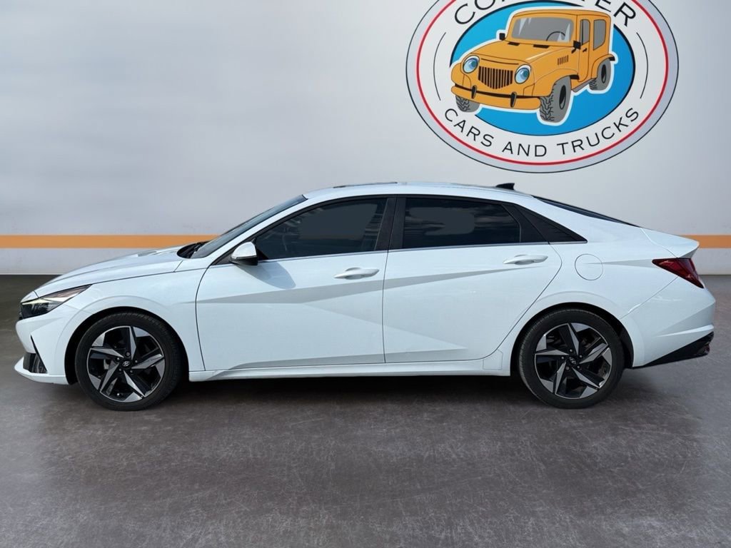 Used 2021 Hyundai Elantra Limited w/ Cargo Package image 3
